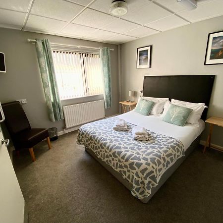 Rambler Travel Inn Portstewart Exteriör bild